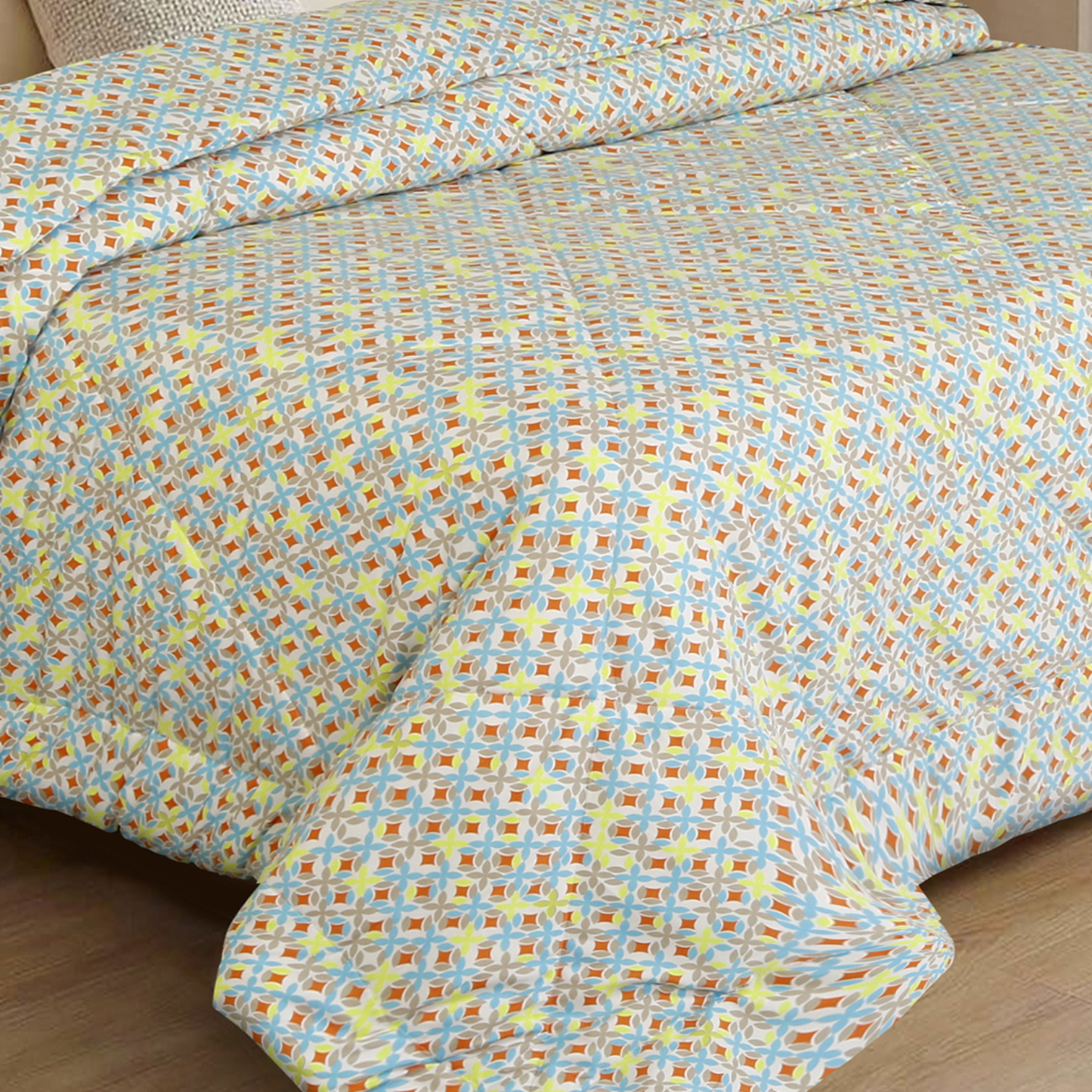 Yellow & Orange Geometric Printed Comforter – 1 Piece
