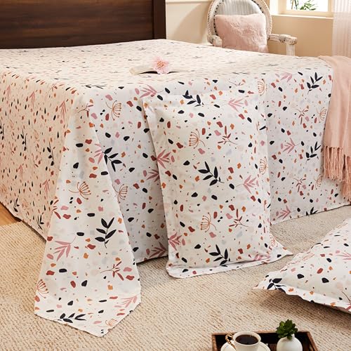 Pastel Floral Printed Queen Flat Bedsheet with 2 Pillow Covers
