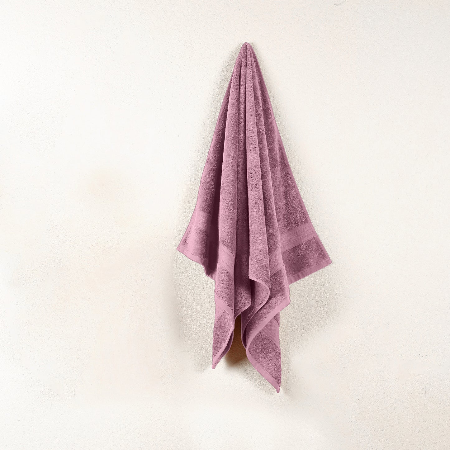 Premium Lilac Colour 500 GSM 100% Cotton Bath Towel