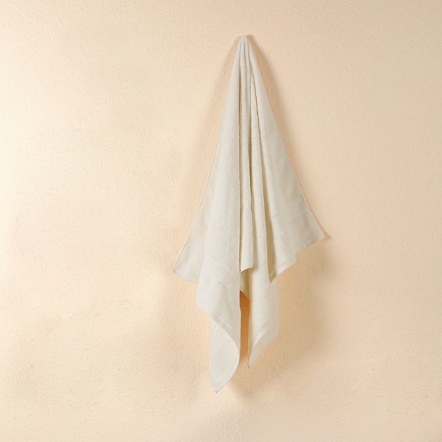 Premium Cream Colour 500 GSM 100% Cotton Bath Towel