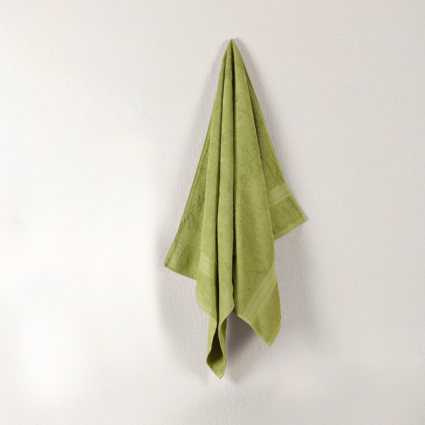 Premium Summer Green Colour 500 GSM 100% Cotton Bath Towel
