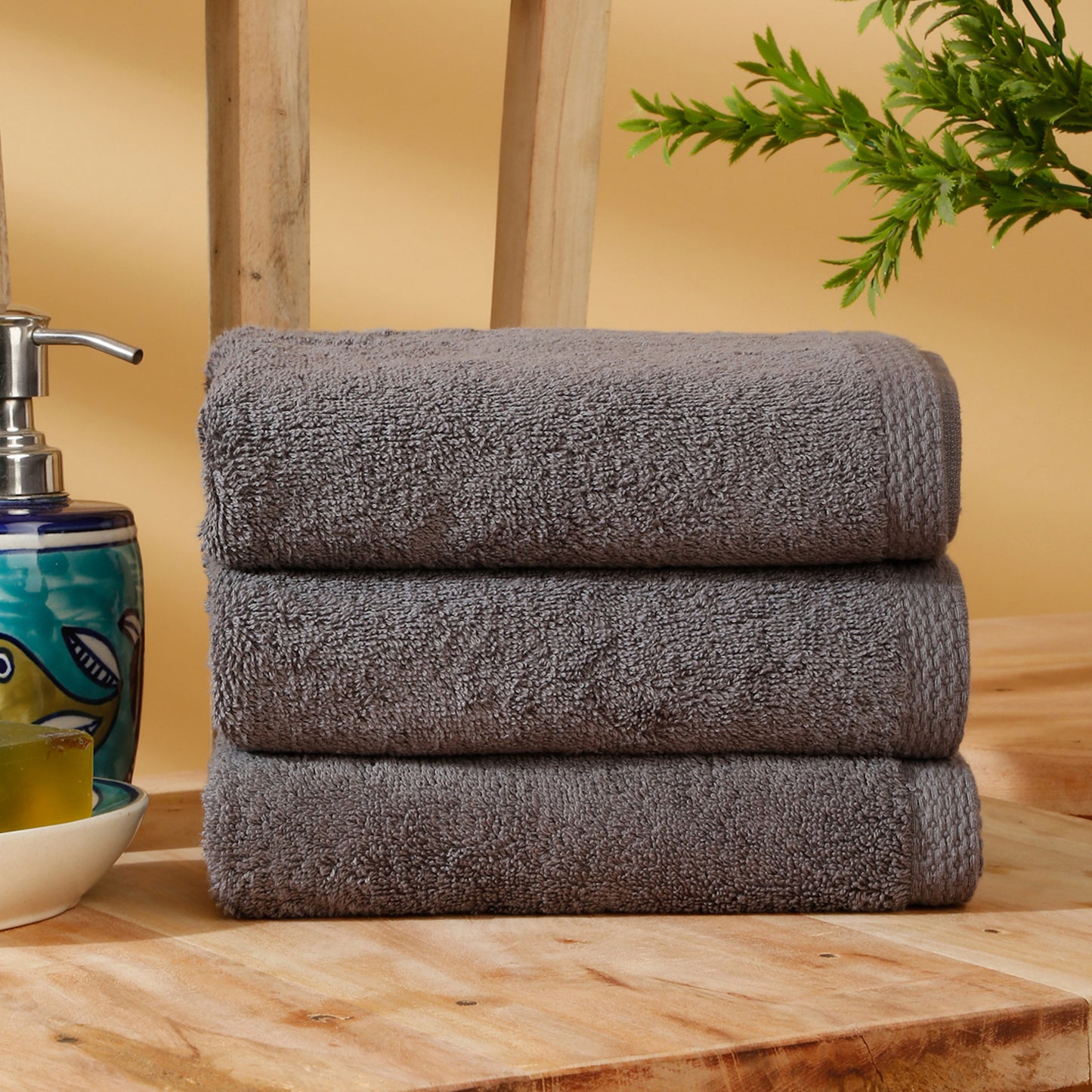 Ambra Cotton Bath Towel – 500 GSM Super Soft & Absorbent Towel (140x70 cm)