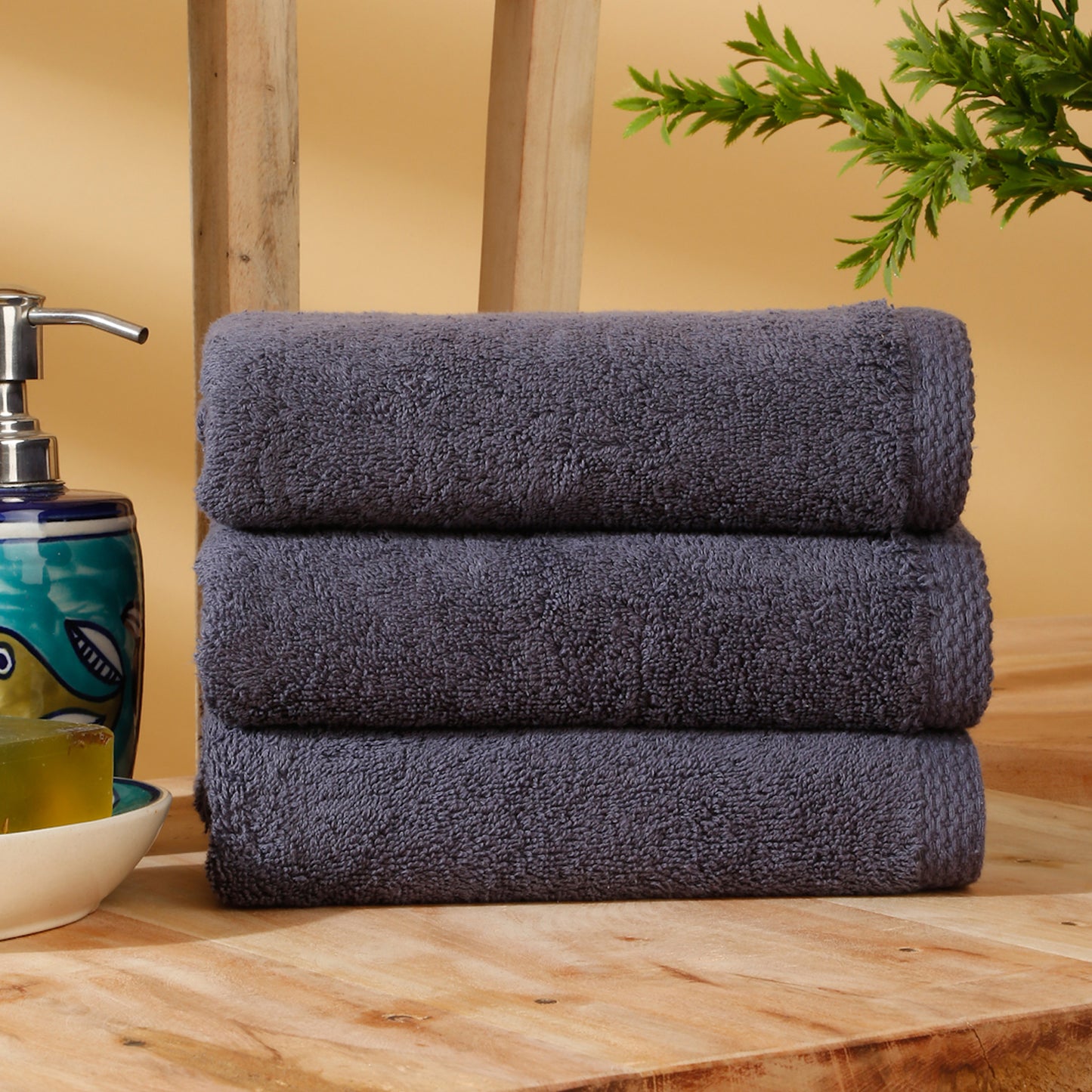 Ambra Cotton Bath Towel – 500 GSM Super Soft & Absorbent Towel (140x70 cm)
